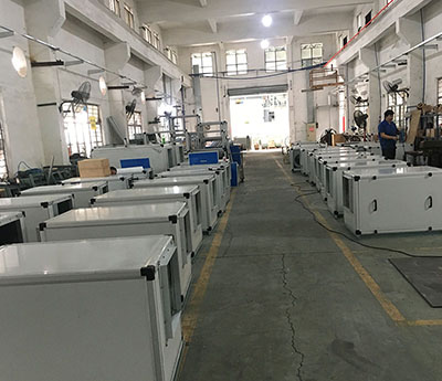 箱式過濾風(fēng)機(jī)生產(chǎn)車間 箱式過濾風(fēng)機(jī)生產(chǎn)車間